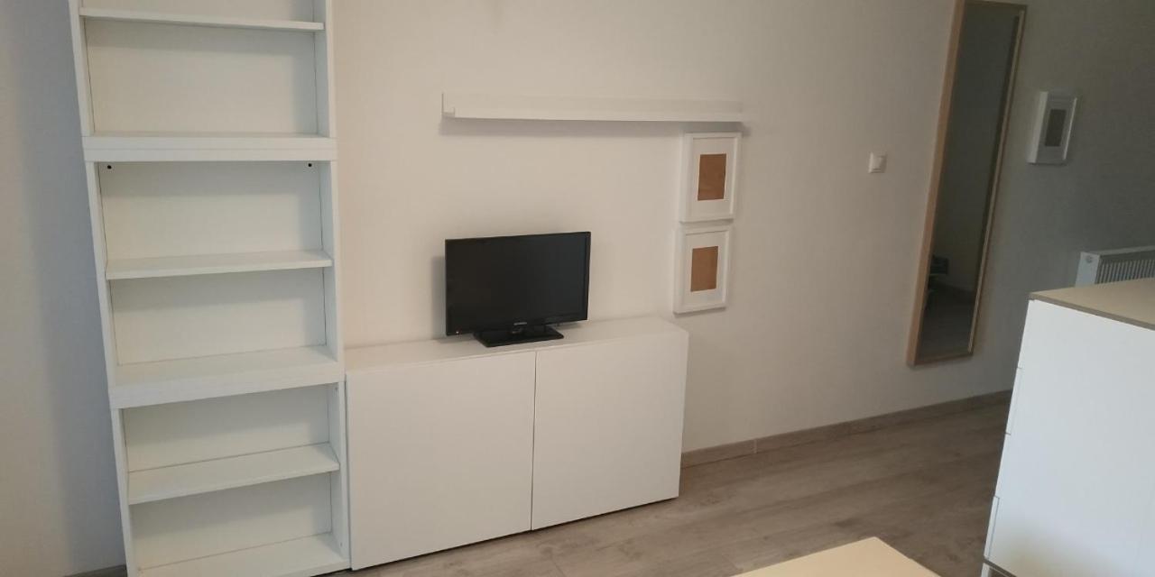 Jana Apartments Bratislava Ngoại thất bức ảnh